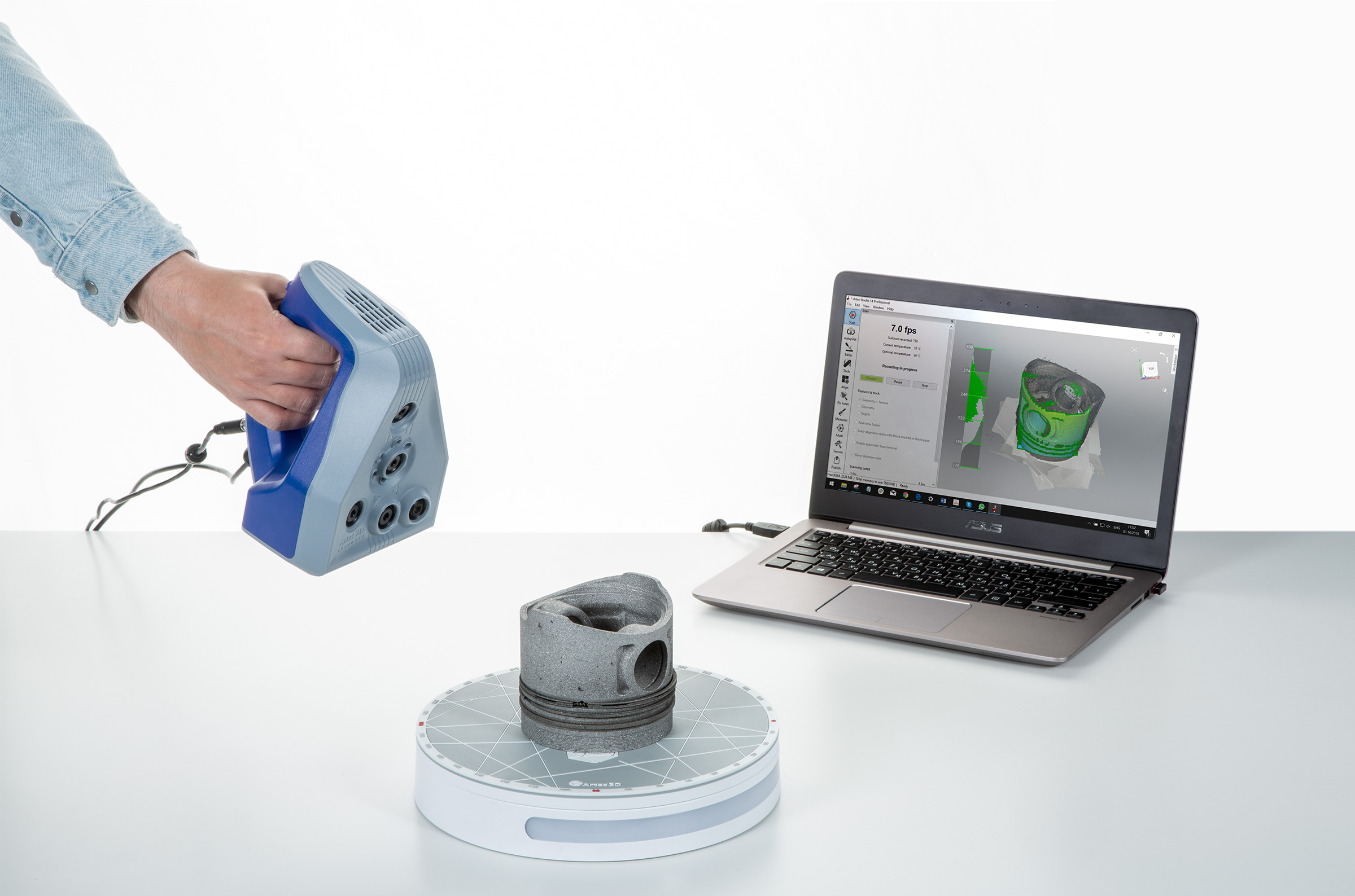 Artec3DTurntablePhoto-Web.jpg